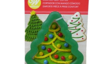 Κουπάτ μεταλλικό με λάστιχο Wilton χριστουγεννιάτικο δέντρο 1 τεμ. (028.02.102)