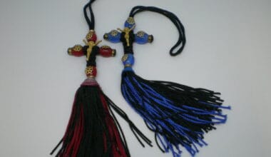 Φυλαχτό κρεμαστό υφασμάτινος σταυρός 1 τεμ.