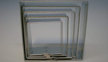 Κουπάτ μεταλλικό τετράγωνα σετ 5 τεμ. (018.04.260)