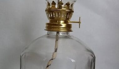 Λάμπα παραφινελαίου μεγάλη (500ml) οκτάγωνη 1 τεμ.