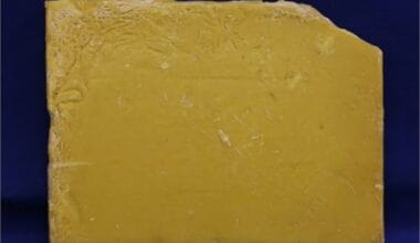 Μελισσοκέρι για κεραλοιφές