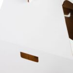 Κουτί τούρτας χάρτινο τετράγωνο λευκό με παράθυρο και λαβή 1 τεμ. - Image 4